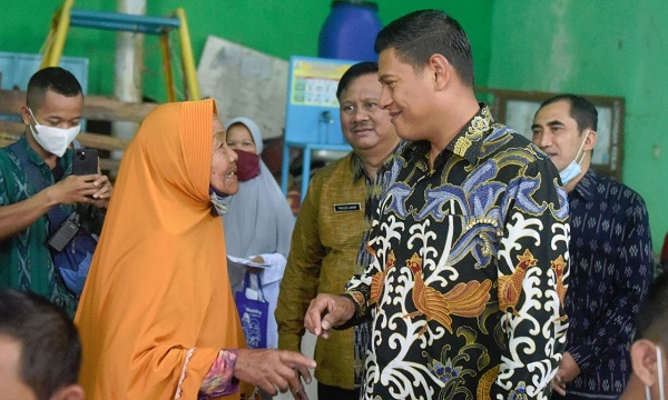 Dinsos Kota Kediri Mulai Salurkan Bansos Bagi Ribuan Penerima Bacaini Id