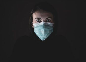 Ilustrasi masker. Foto: unsplash