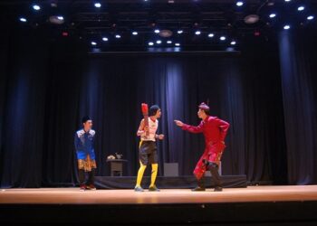 Pertunjukan kesenian di Surabaya sebelum pandemi. Foto: Humas