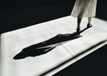 Ilustrasi bayangan. Foto; unsplash