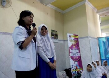 Kristika Sadtyaruni M.Psi., Psikologi dalam acara Psychologist Goes to School