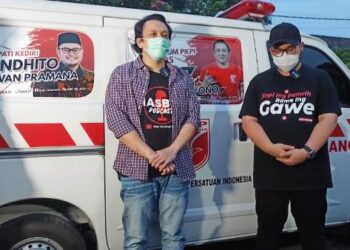 Ketua Umum PKPI, Diaz Hendropriyono (kiri) dan Cabup Kediri  Hanindhito HImawan Pramono (kanan) (Foto: Bacaini.id/Karebet)