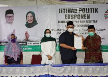 Deklarasi dukungan Muahmmadiyah dan Aisyiyah untuk Dhito-Maria. Foto: ist