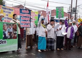 Demo di Kantor Polisi, Massa PUI Persoalkan Penembakan Laskar FPI