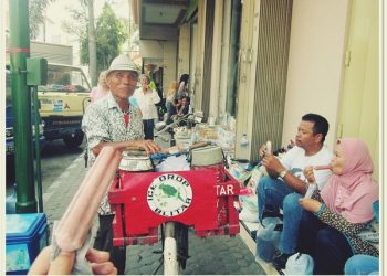 Es Drop Burung Betet, Es Sepanjang Masa dari Blitar