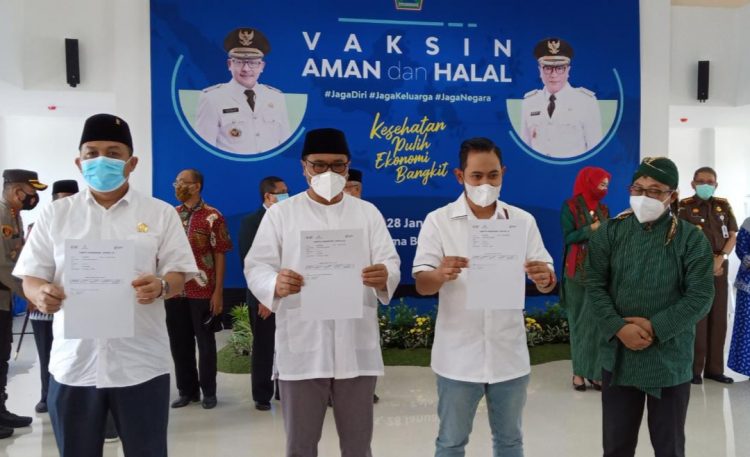 Pejabat hingga Crazy Rich Disuntik Vaksin Sinovac Tahap Pertama di Kota Malang