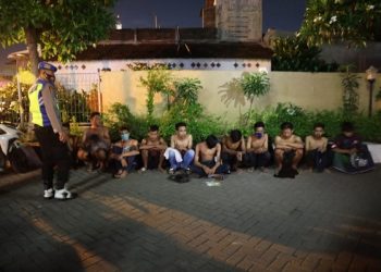 Kerahkan 250 Pasukan, Kapolresta Kediri Pimpin Pembubaran Balap Liar