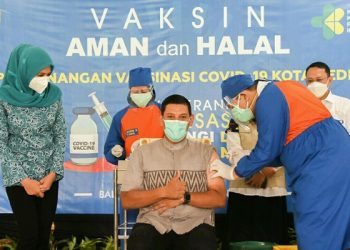 Usai Divaksin, Wali Kota Kediri Tak Rasakan Apa-apa