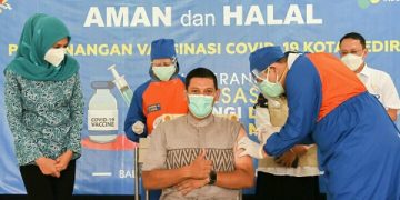 Usai Divaksin, Wali Kota Kediri Tak Rasakan Apa-apa