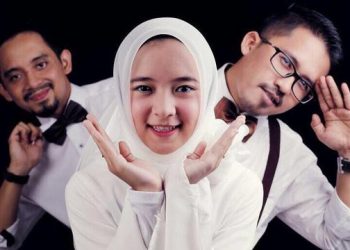 Fans Nissa Sabyan: Lagunya Saja Yang Religi