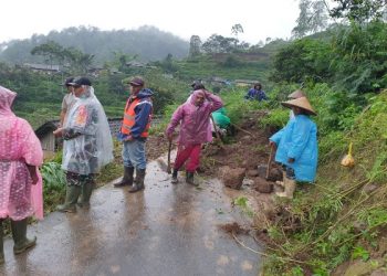 3 Kali Longsor, 50 Warga Brau Kota Batu Mengungsi