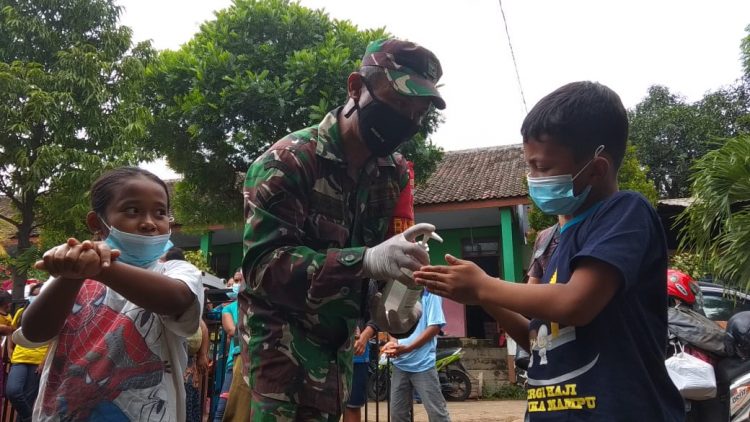 14 Pengungsi Longsor Di Nganjuk Reaktif Covid