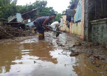 Banjir Bandang Di Jombang Robohkan Belasan Rumah Warga