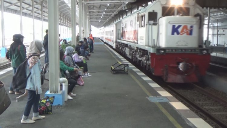 Batal Berangkat, PT KAI Kembalikan Uang Tiket ke Jakarta