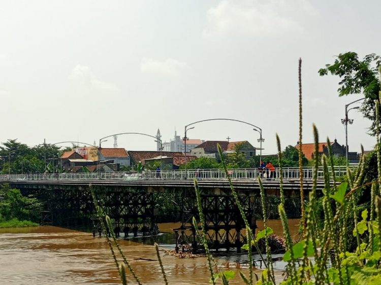 Fakta-fakta Jembatan Lama Kota Kediri