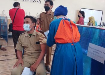 60 Persen Guru Sudah Divaksin, Sekolah Bisa Kembali Masuk