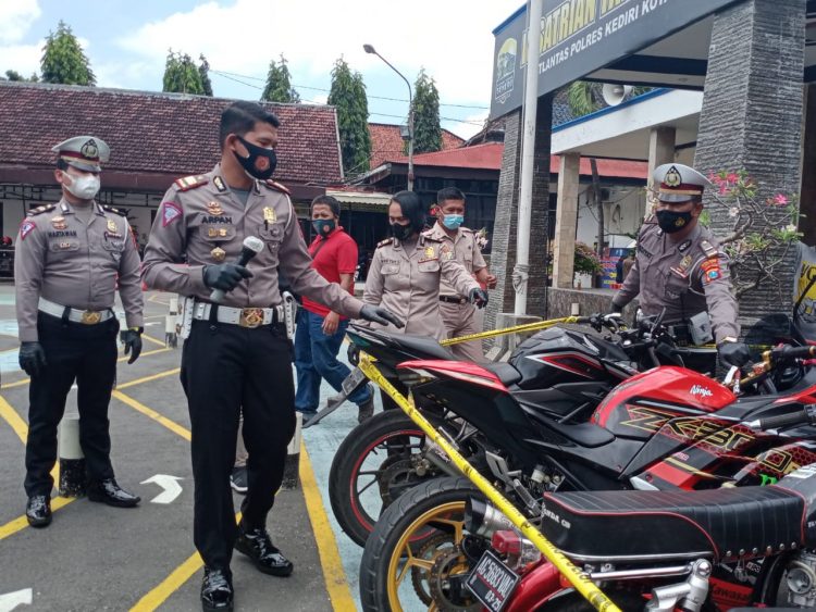 Pakai Knalpot Brong, Motor Auto Disita