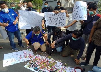 Wartawan Kediri Protes Penganiayaan Jurnalis Tempo