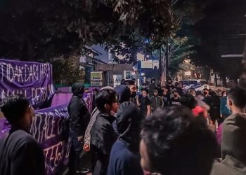 Salah Sebut Sasaji, Joko Susilo Diprotes Puluhan Persikmania