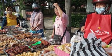 Pasar Takjil Hayam Wuruk Sepi, Mojoroto Ramai