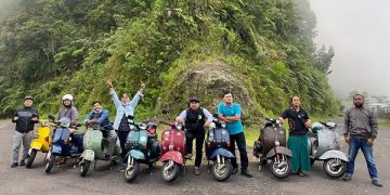 Ngabuburit dan Berbagi Komunitas Dolan Numpak Vespa Kediri
