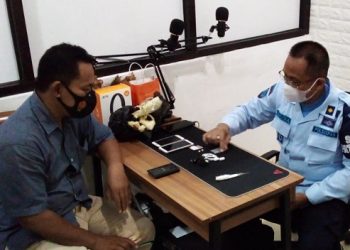 Lempar Narkoba ke Penjara, Nyangkut Pagar, Begini Akhirnya