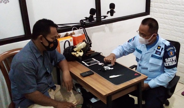 Lempar Narkoba ke Penjara, Nyangkut Pagar, Begini Akhirnya