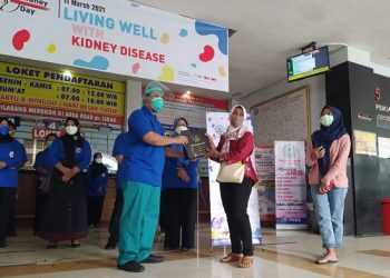 Sosialisasi penyakit gagal ginjal di Poli Rawat Jalan RSUD dr. Iskak Tulungagung. Foto: istimewa