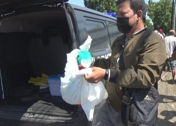 Miris, Bayi Kembar Membusuk di Pintu Air Jombang