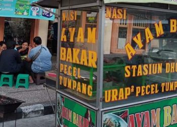 PKL Jalan Doho: Saya Sampai Ngemis Cari Bantuan