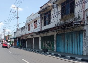 Toko Pakaian Jalan Doho Paling Remuk Dihantam Pagebluk