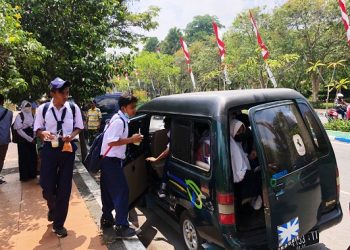 Sekolah Masuk, Angkutan di Bangkalan Kembali Hidup