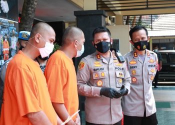 Terlihat Isi Mesin ATM, Lihat Perbuatan Karyawan Rekanan Bank Ini