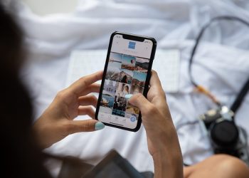 Ini Bahaya Penggunaan Gadget di Masa Pandemi