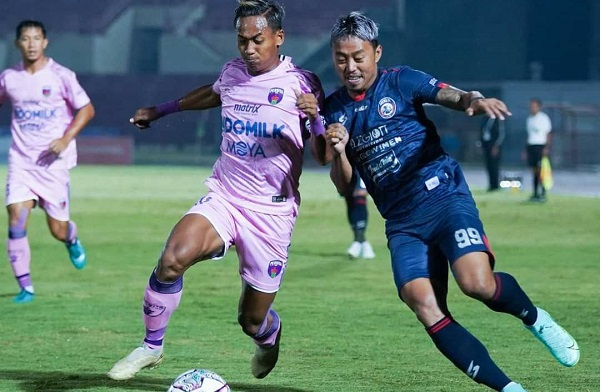 Persita Tangerang Ganjal Arema FC Masuk 3 Besar