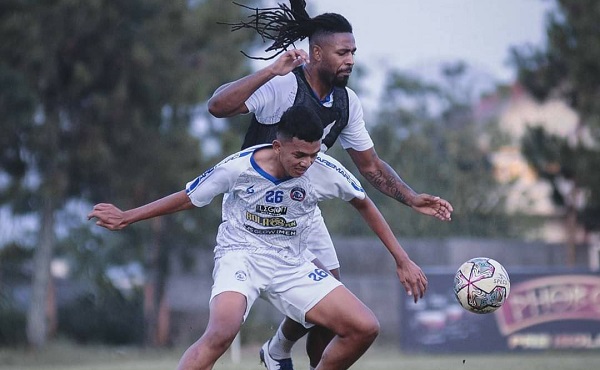 Punggawa Arema FC saat menjalani pemusatan latihan di Lapangan Agrokusuma Kota Batu pada 9-12 Oktober. Foto/Arema FC Official