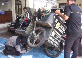 Samsat Trenggalek Permudah Layanan Disabilitas