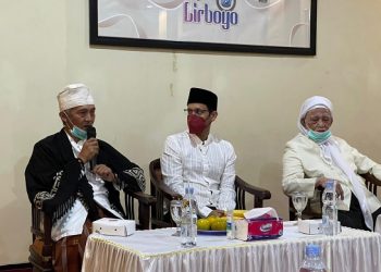 Kunjungi Lirboyo, KH Kafabihi Beri Pesan Penting Untuk Nadiem Makarim