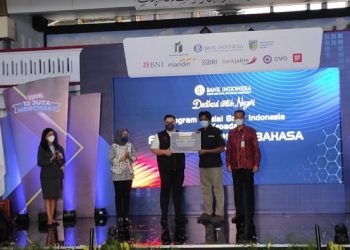 Bupati Kediri Launching QRIS Untuk UMKM