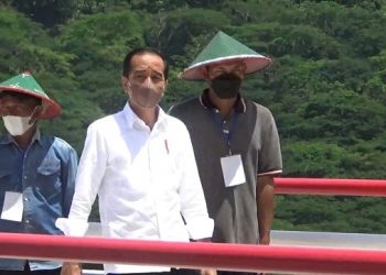 Presiden Jokowi Resmikan Bendungan Trenggalek dan Bojonegoro