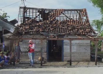 Angin Kencang Rusak Puluhan Bangunan di Jombang