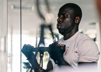 O.K. John Umumkan Dirinya Tak Lagi Dipakai Persik