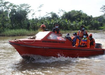 Lihat Kondisi Sungai Brantas, Wali Kota Kediri Marah