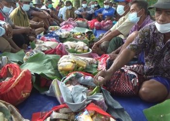 Clorotan, Cara ‘Aneh’ Warga Jombang Menangkal Petir