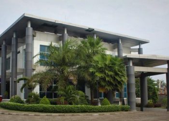 Covention Hall, Kemegahan di Kawasan Monumen SLG