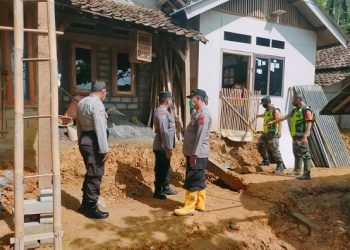 Tanah Amblas, Empat Rumah di Trenggalek Retak