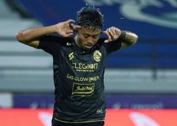 Pecundangi PSS Sleman, Arema FC Capolista