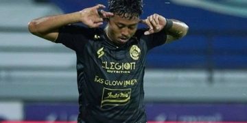 Selebrasi pemain Arema FC usai cetak gol kemenangan. Foto: Bacaini/A.Ulul
