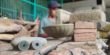 Temuan benda purbakala di Desa Besowo. Foto: Bacaini/AK.Jatmiko