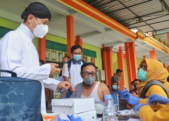 Tenaga Pendidik di Trenggalek Mulai Vaksin Booster